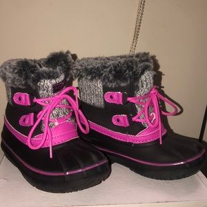 London Fog Girl For the Winter Weather Boots